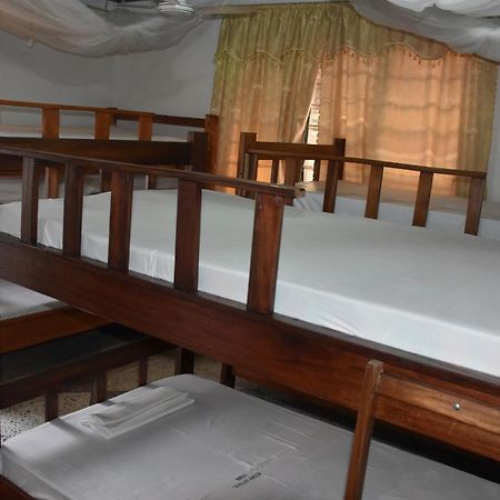Bed and Breakfast Kituri Royal Annex Daressalam Exterior foto