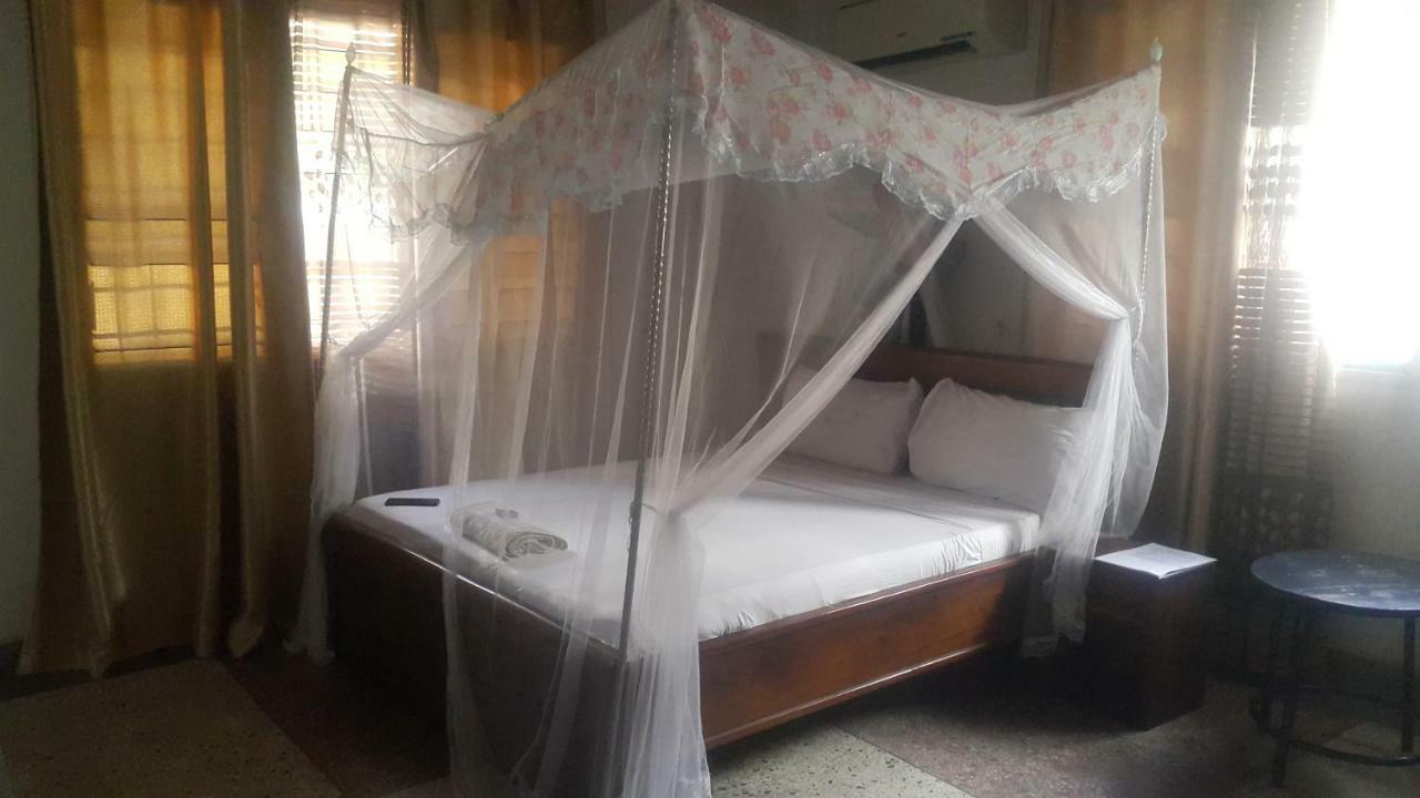 Bed and Breakfast Kituri Royal Annex Daressalam Exterior foto